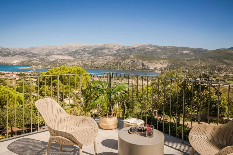360° Luxury Residences