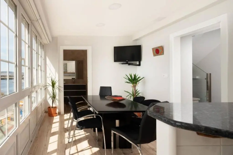 3 Bedrooms Cottage