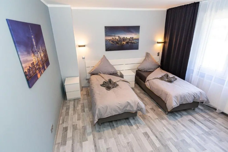 1 Bedroom Apartment