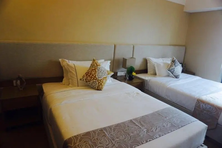 Yuwa Residences Hotel
