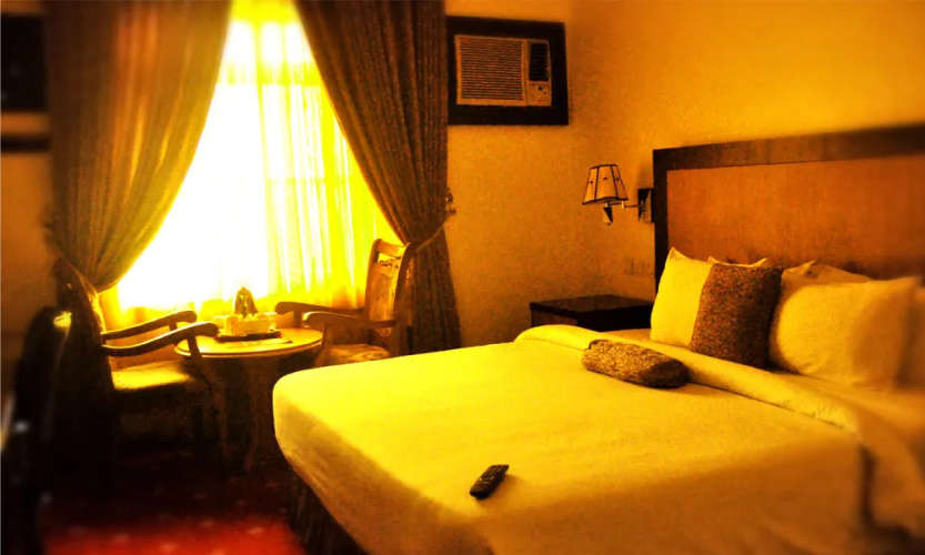 Immaculate Suites & Apartments