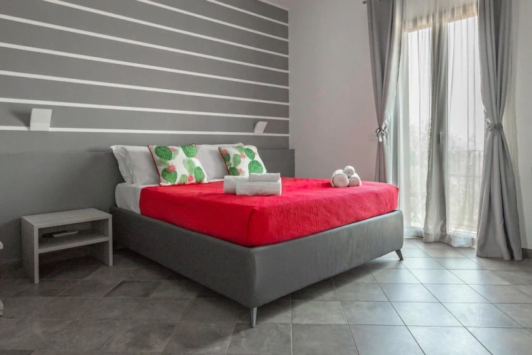 Standard Triple room