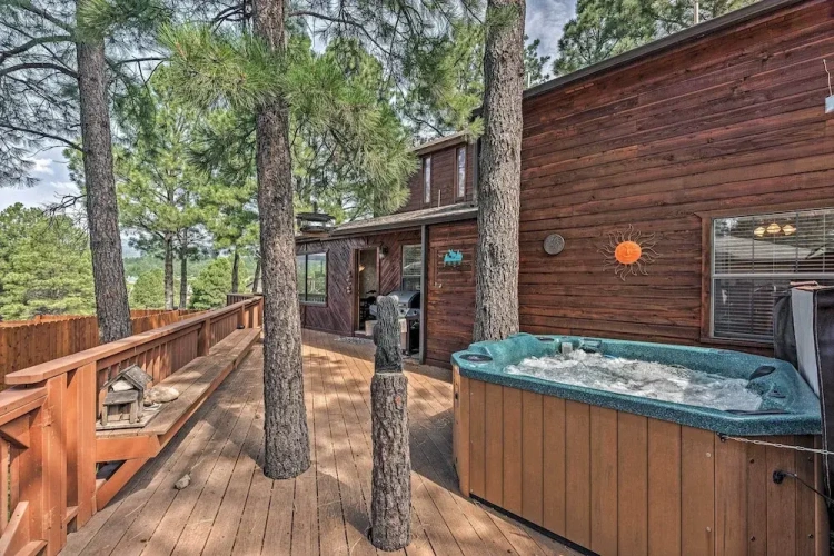 3 Bedrooms Cottage with balcony