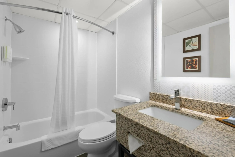 Country Inn & Suites by Radisson, Coon Rapids, MN