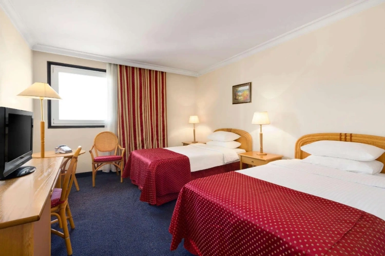 Twin room