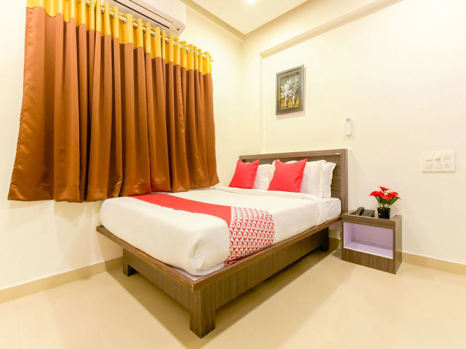 OYO 12329 Prime Palace Hotel