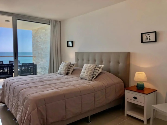 Departamento con terraza propia - Edificio Lumiere Punta del Este