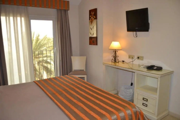 Standard Double room with view