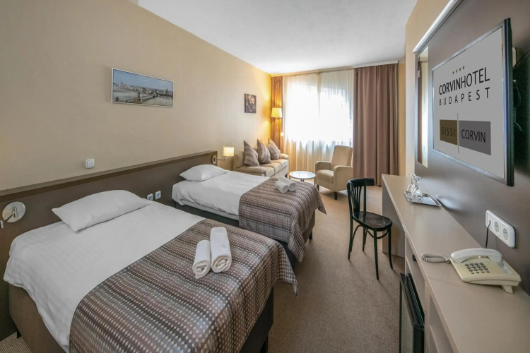 Corvin Hotel