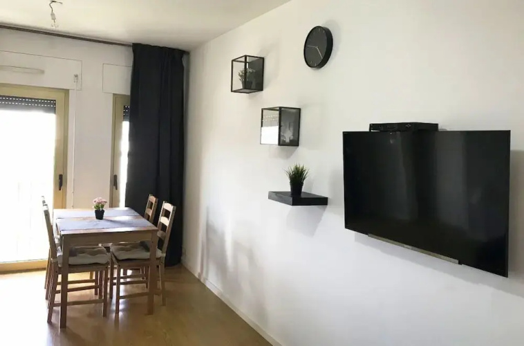 Bright Apartment in Entrecampos