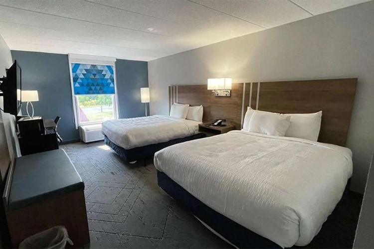 USA Inn and Suites Springfield Ohio