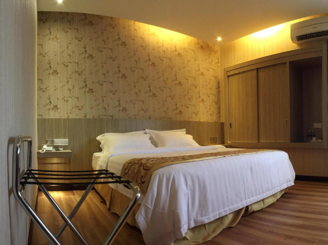 Mandarin Hotel