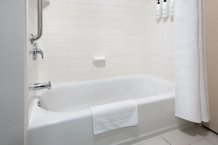 1 Bedroom Suite