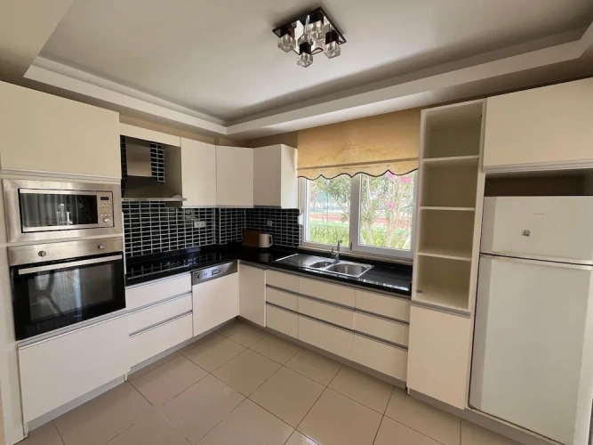 4 Bedrooms Family Villa with pool view