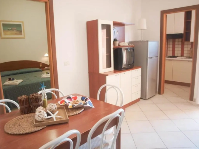 2 Bedrooms Quadruple Apartment