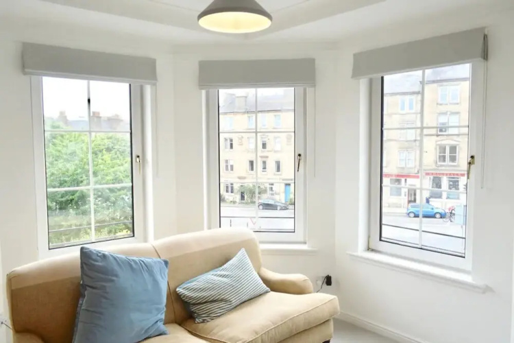 Modern and Central Flat in Roseburn Area