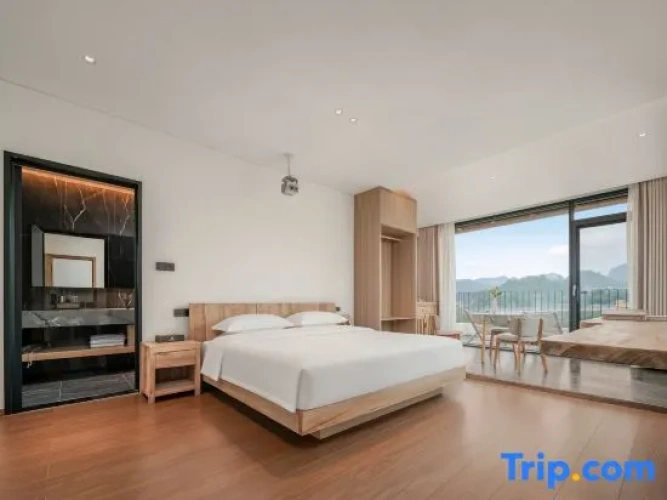 Standard Double room with balcony and with mountain view