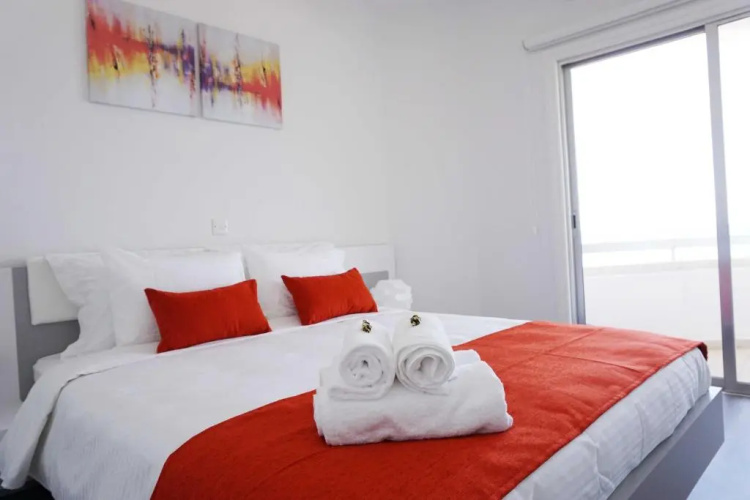 Lazuli Beachfront Apartment 43