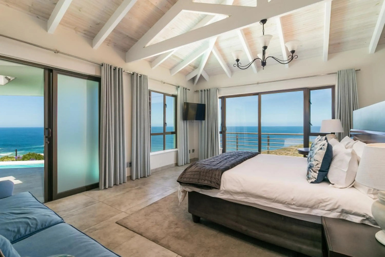 Knysna, Pezula Golf Estate