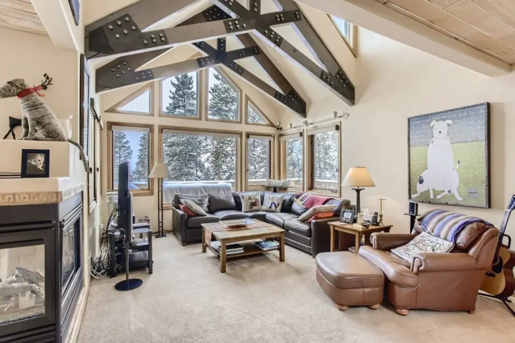 Forest Hills Hideaway