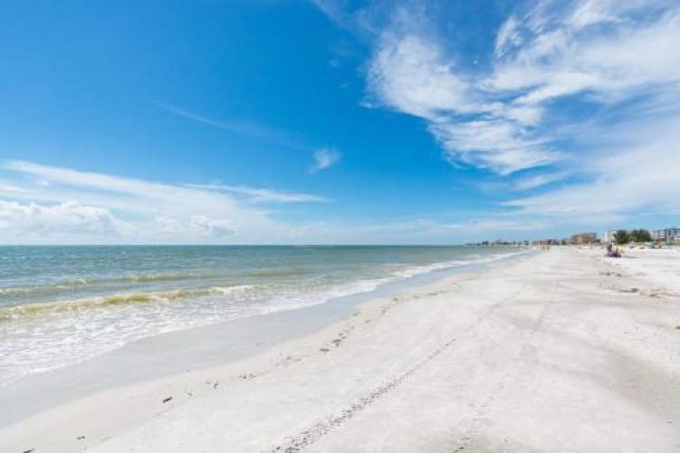 107 Beach Place Condos