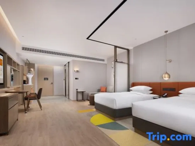 Deluxe Quadruple Suite