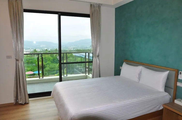 Comfort Quadruple room with mountain view