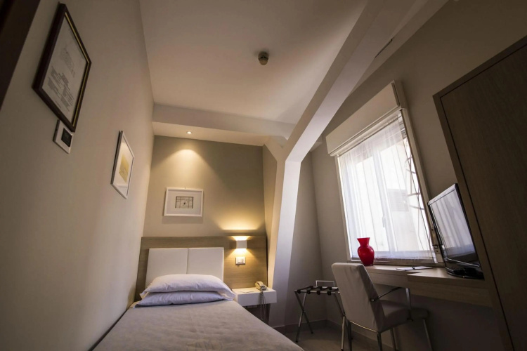 Mediterraneo Hotel & Residence photo 6