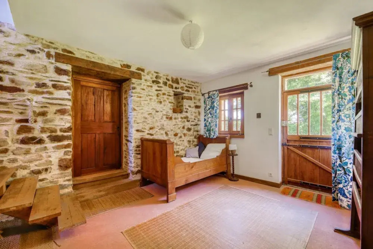 Quaint Holiday Home in Ferce