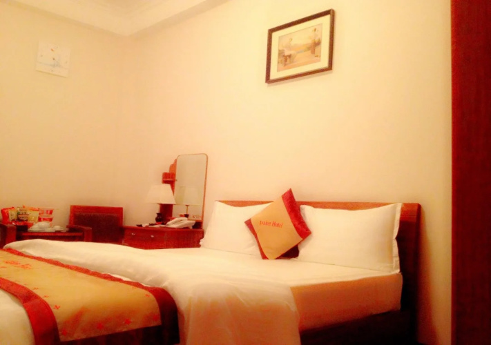 Avalon Hotel