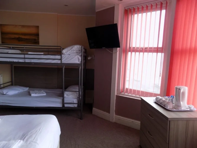Standard Quadruple room with sea view