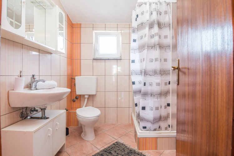 Seaview Apartment Varga 2