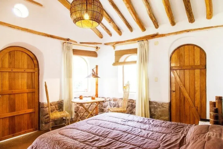 Kusi Lodge