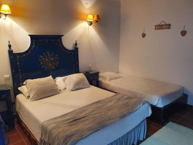 Triple room