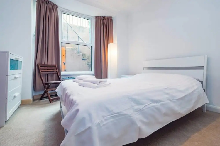 2 Bed Apartment In Central Brighton