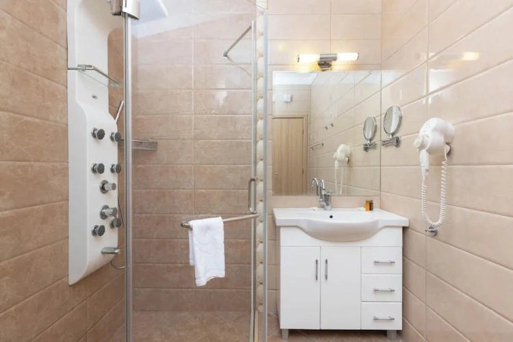 2 Bedrooms Deluxe Apartment