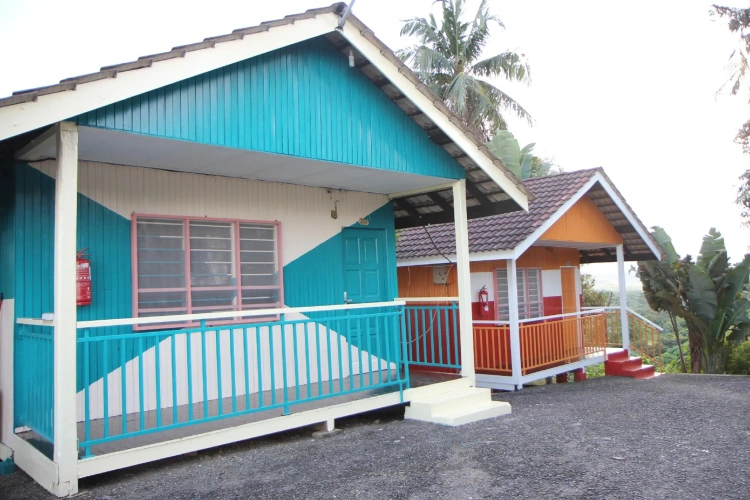Standard Chalet