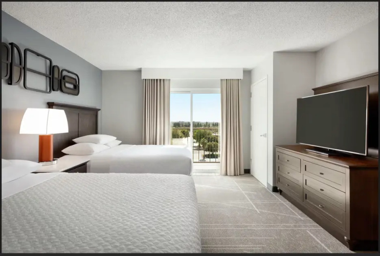 2 Bedrooms Premium Quadruple Suite