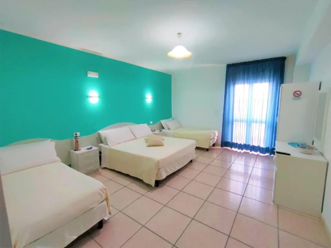 Standard Quadruple room with balcony