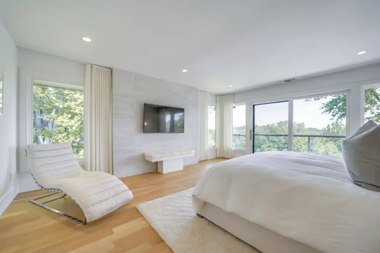 Luxurious Mountain Retreat w/ Long Range Views!