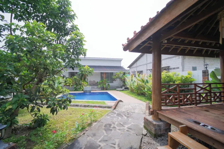 Villa Sawah Prambanan