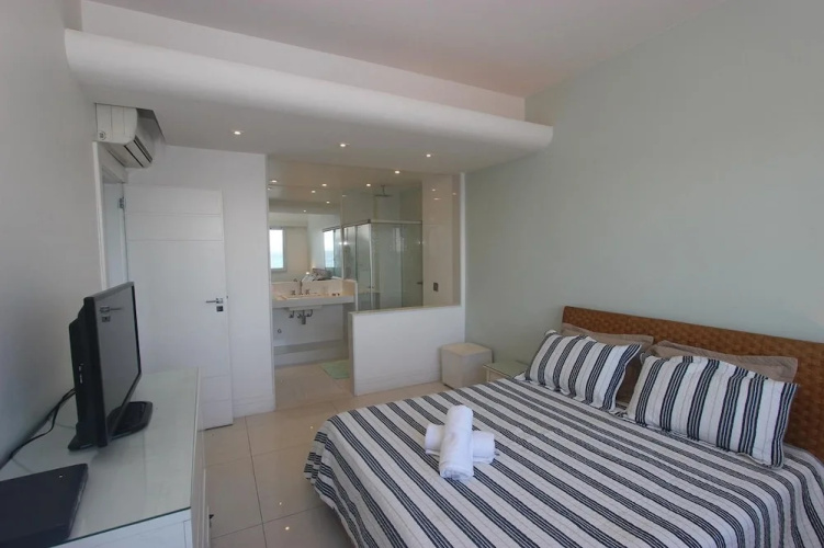LinkHouse BeachFront Copacabana
