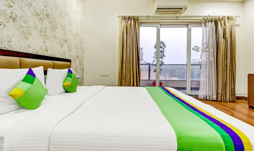 M2M Residency by Treebo Hotels
