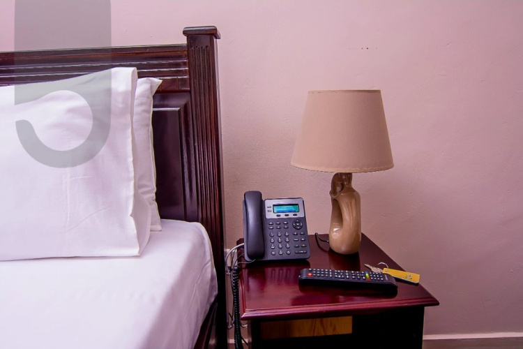 Bax Hotel