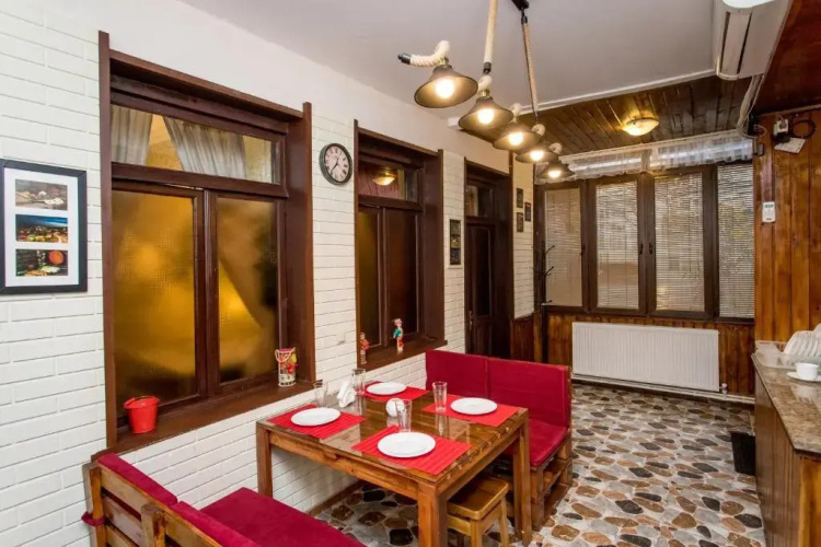 Wall Inn Tbilisi Hostel