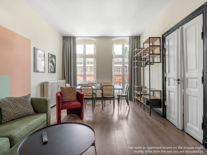 2 Bedrooms Apartment