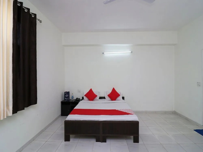 OYO 22648 Shalimar Inn