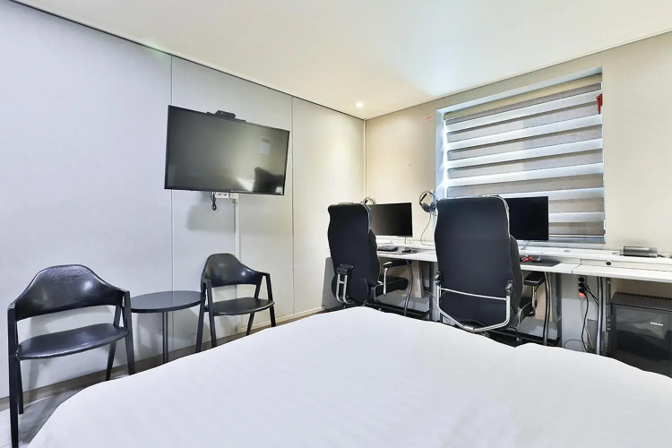 Oscar Hotel
