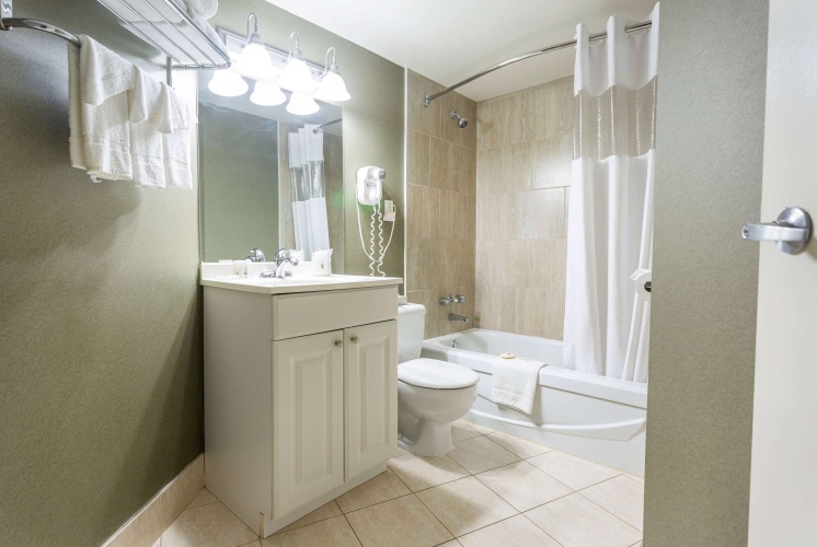 Days Inn by Wyndham Fallsview photo 8