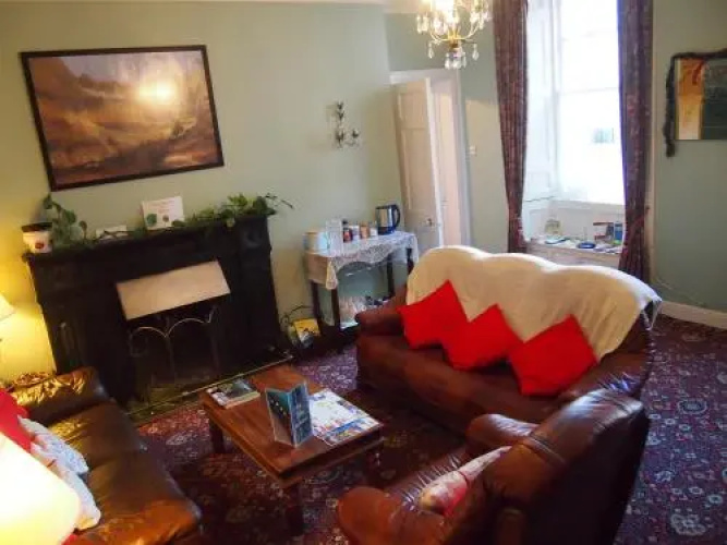 Cashel Town B&B